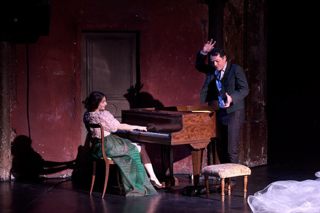 Traviata aux Bouffes du Nord : récit d'un spectacle saisissant