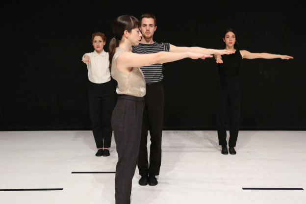 Danse : For Claude Shannon au théâtre de la Bastille 