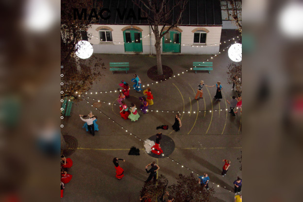 Le week-end festif de Melanie Manchot au MAC VAL