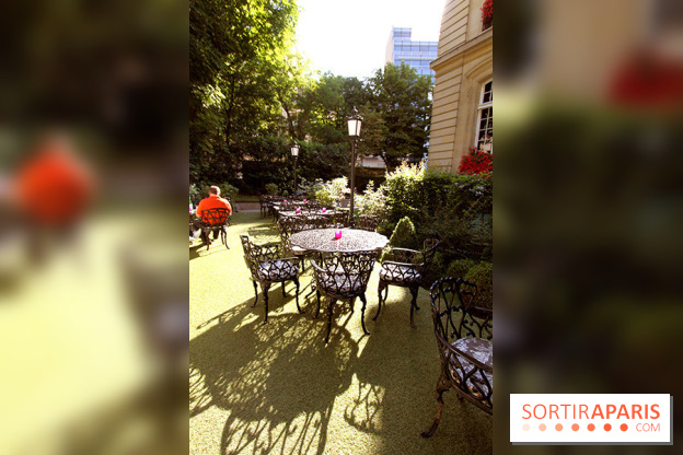 La Terrasse du Saint-James et son Bar à Rosés