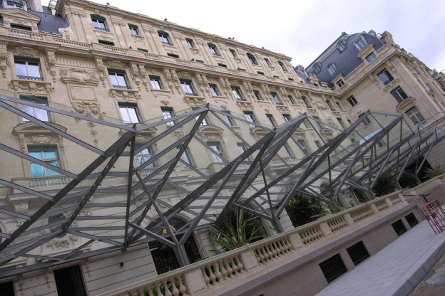 Peninsula Hotel Paris