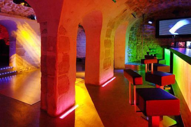 Valentin(e) party 2015 Habillé de soie ...