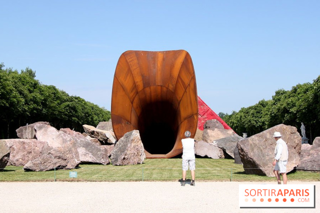 Dirty Corner d'Anish Kapoor au Château de Versailles