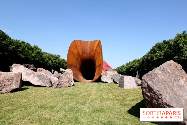 Dirty Corner d'Anish Kapoor au Château de Versailles