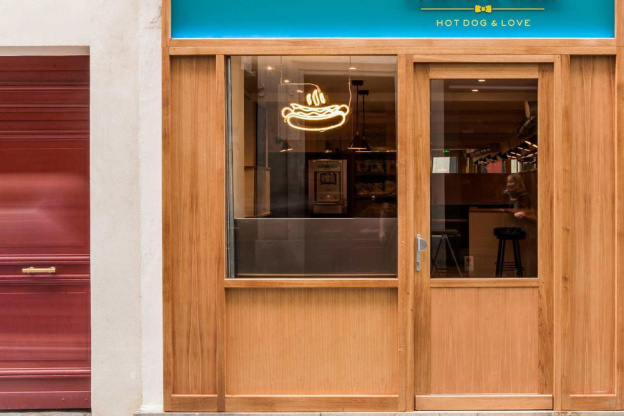 Leoni's Deli ouvre son restaurant boutique dédié au hot dog