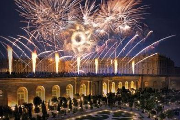 Le Roi de feu, le spectacle pyrotechnique dans les jardins du Château de Versailles