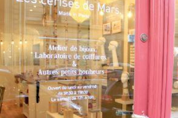 Les cerises de Mars s'installe à Paris