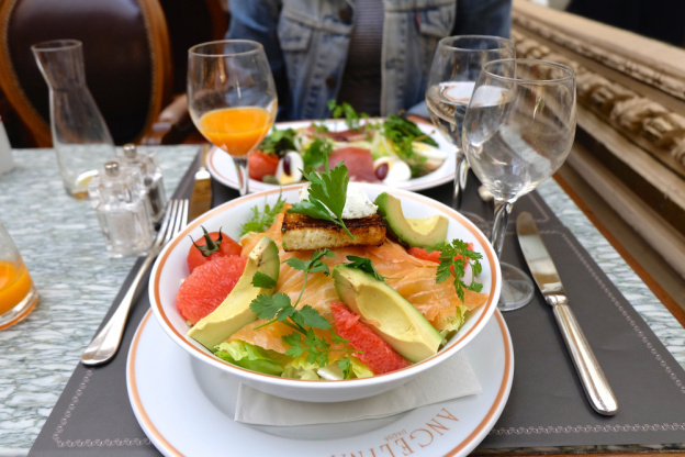 Un déjeuner chez Angelina