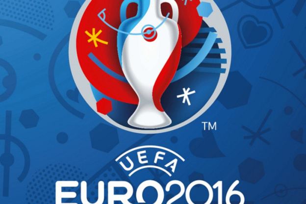 La Tournée du Trophée Euro 2016 débarque à Paris !