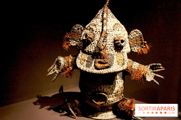 Persona, l'exposition terrifiante au Musée du Quai Branly