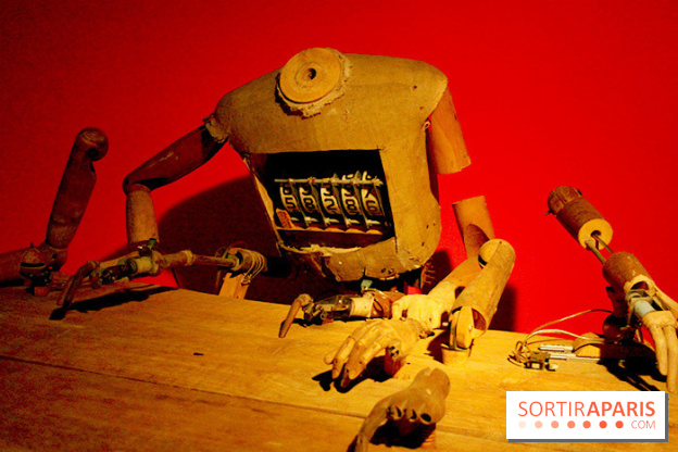 Persona, l'exposition terrifiante au Musée du Quai Branly