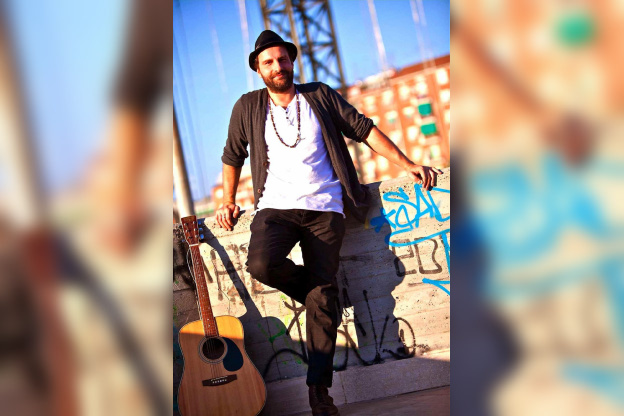 Freddy McQuinn & The Humans From Earth Concert