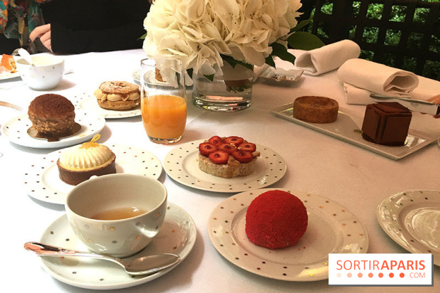 Les nouvelles pâtisseries du Plaza Athénée