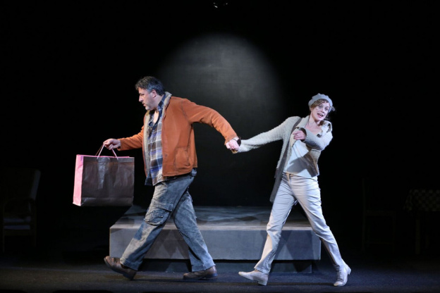 Le mec de la tombe d'à côté