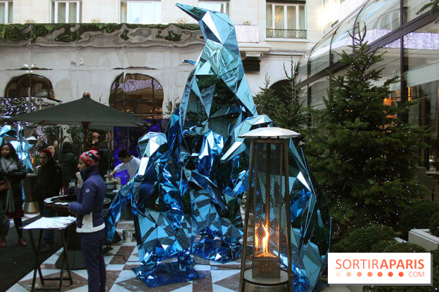 Ice lounge experience au George V