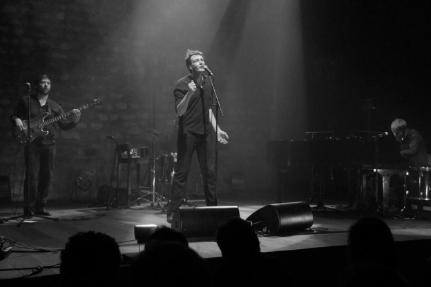 Lou Casa, chansons de Barbara, en concert à l'Auguste Théâtre
