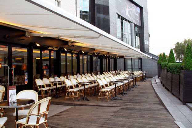 Brasserie Les grandes marches à Bastille et son menu "tout compris" !