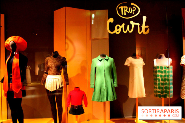 Tenue correcte exigée - vêtements trop courts