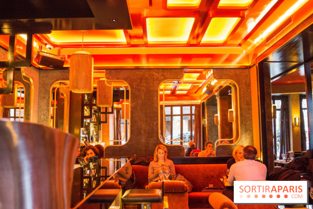 La belle armée : brasserie et bar à cocktail en face de l'Arc de Triomphe