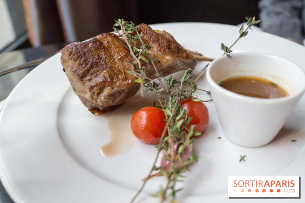 La belle armée : brasserie et bar à cocktail en face de l'Arc de Triomphe