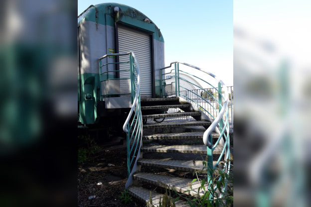 Le Wagon, un lieu culturel insolite caché dans une voiture-restaurant classée