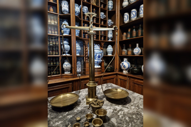 Au cœur des Yvelines, cette villa historique abrite une ancienne apothicairerie royale et elle se visite ! 