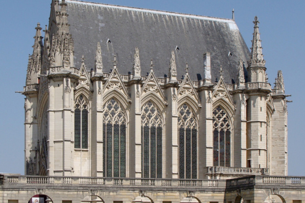 Située dans le Val-de-Marne, cette chapelle royale est un chef d'œuvre d'architecture gothique flamboyant