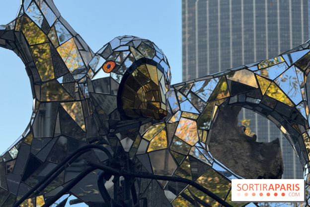 Au cimetière de Montparnasse, ces deux tombes ont été réalisées par Niki de Saint Phalle