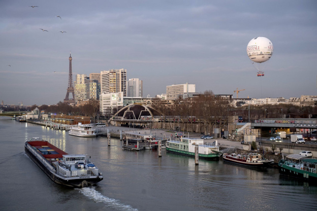 Insolite : une montgolfière au cœur de Paris