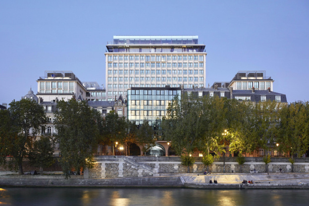 SO/ Paris : un hôtel Arty avec un bar-restaurant haut perché et spa bientôt sur les quais de Seine