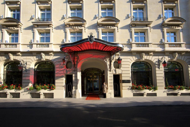 Le boot camp version palace du Royal Monceau 