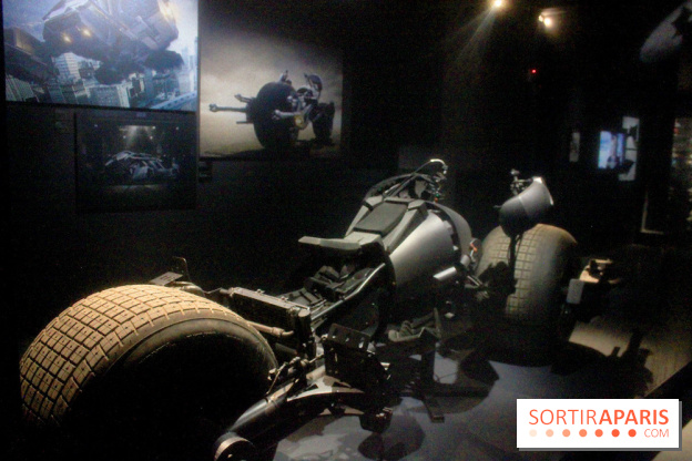 L’Art de DC Comics au Musée Art Ludique - moto batman