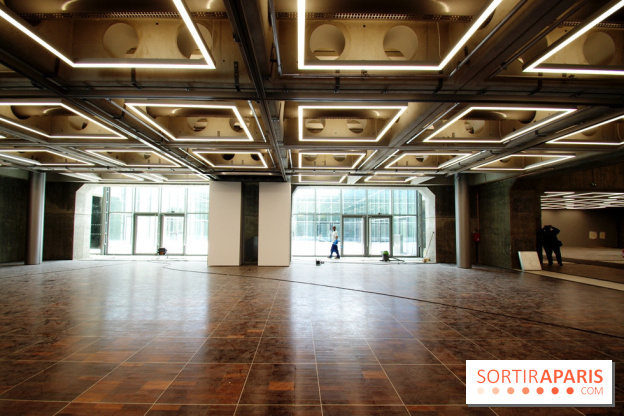 Réouverture du toit de la Grande Arche de La Défense