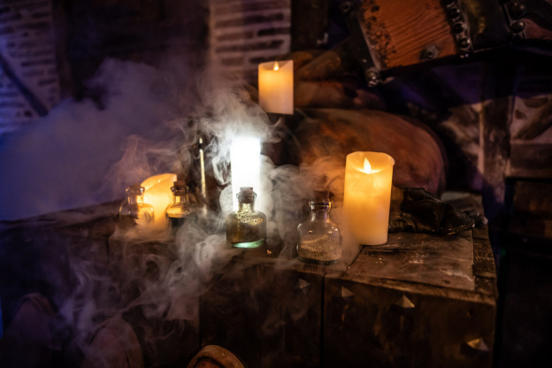 L'Alchimiste : l'escape game occulte au Donjon de Paris