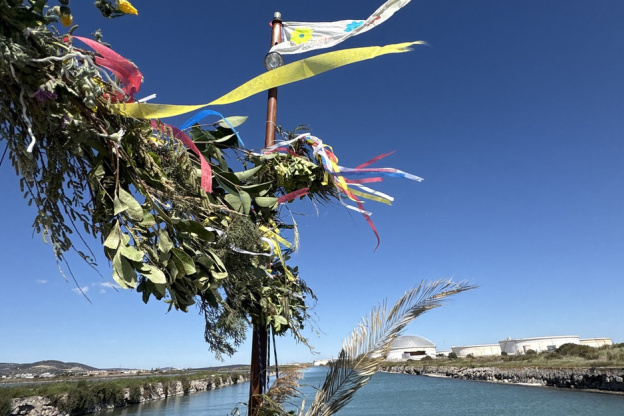 Un bateau venu de Sète devient une installation flottante à Paris pour Nuit Blanche 2026