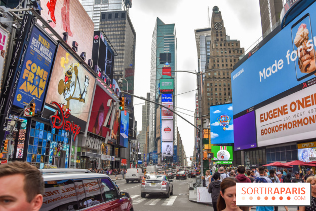 Covid : aux États-Unis, les personnes vaccinées peuvent désormais se voir sans porter de masque