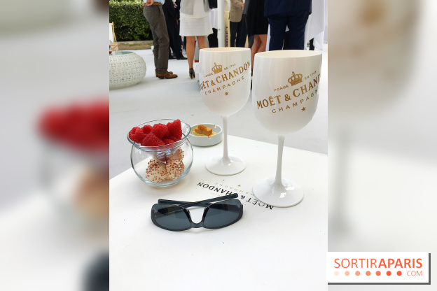 La terrasse du Trianon Palace by Moët