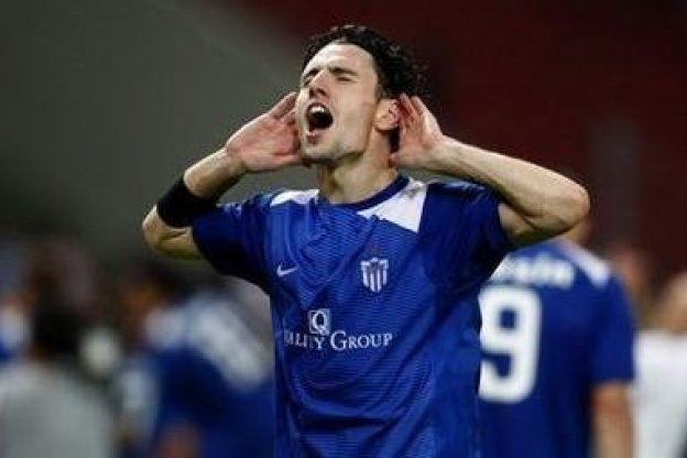 Vincent Laban proposé au club ?