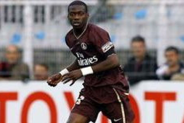 Le club dément pour Mulumbu