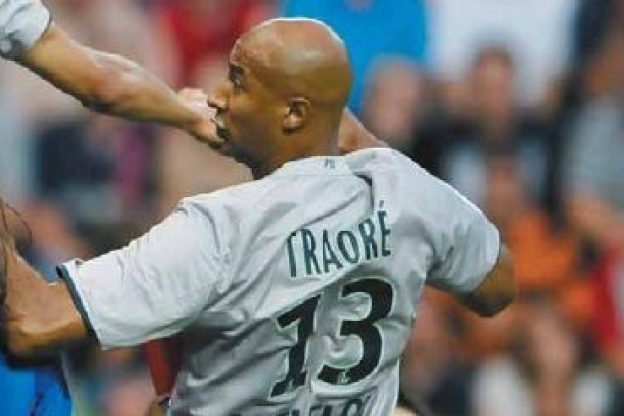 Lille : Notes > Une charnière centrale solide