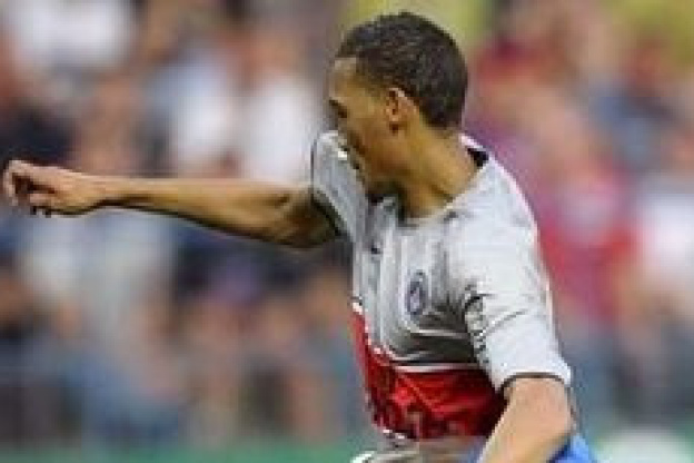 Rothen absent, Hoarau reprend