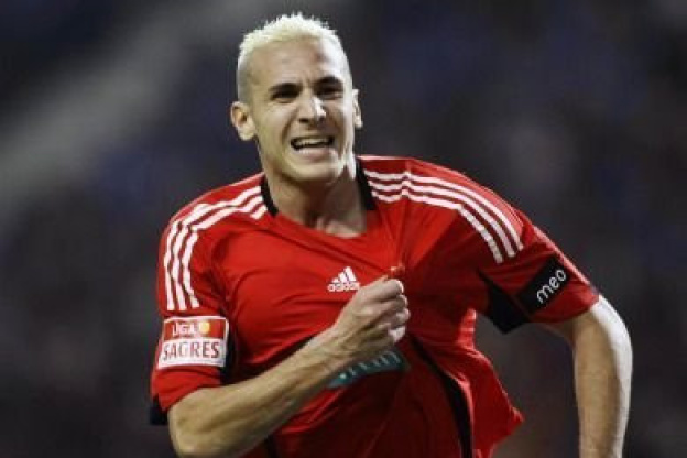 Yebda fait du pied au PSG