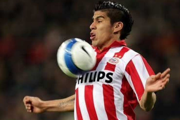 Salcido toujours pisté ?