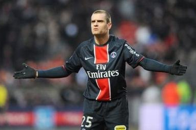 Rothen trouve la sortie !