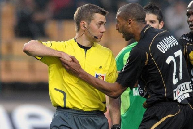 Rennes : Mr Turpin au sifflet