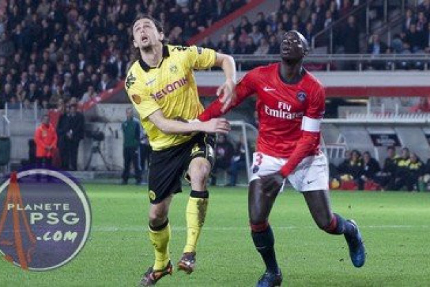 Arsenal espère Sakho