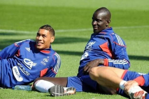 Hoarau et Sakho sur le banc