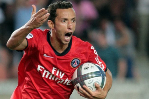 Nice : Notes > Paris déroule