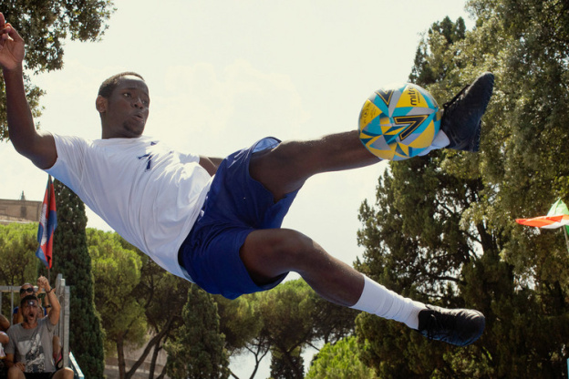 "Le Beau Jeu" : une histoire de rédemption et de football avec Bill Nighy sur Netflix