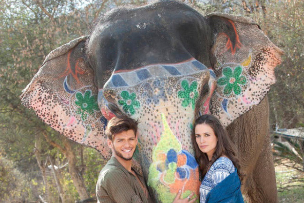 Coup de foudre à Jaipur : comédie romantique avec Lucie Lucas et Rayane Bensetti sur Disney+